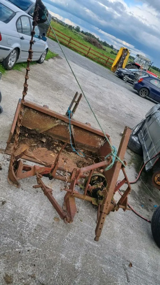 International harvester fingerbar mower - Image 1