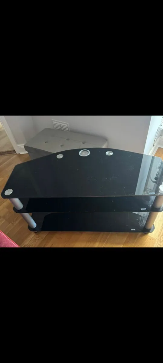 Black Glass TV Table in vgc - Image 2