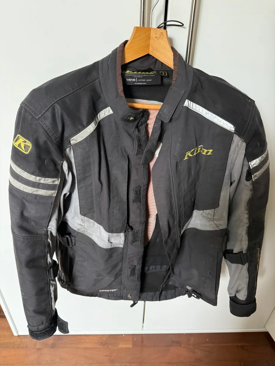 Motorcycle gear - Image 1