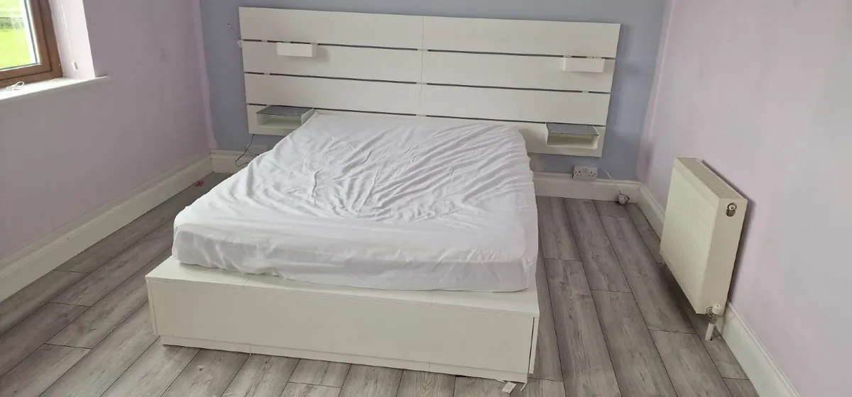 Bed - Image 2