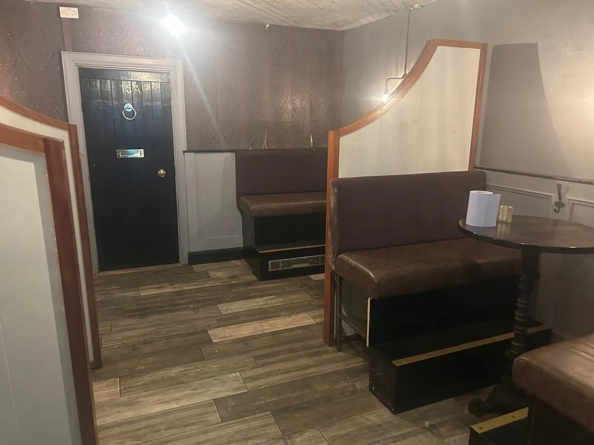 Bar bench seating - Image 2