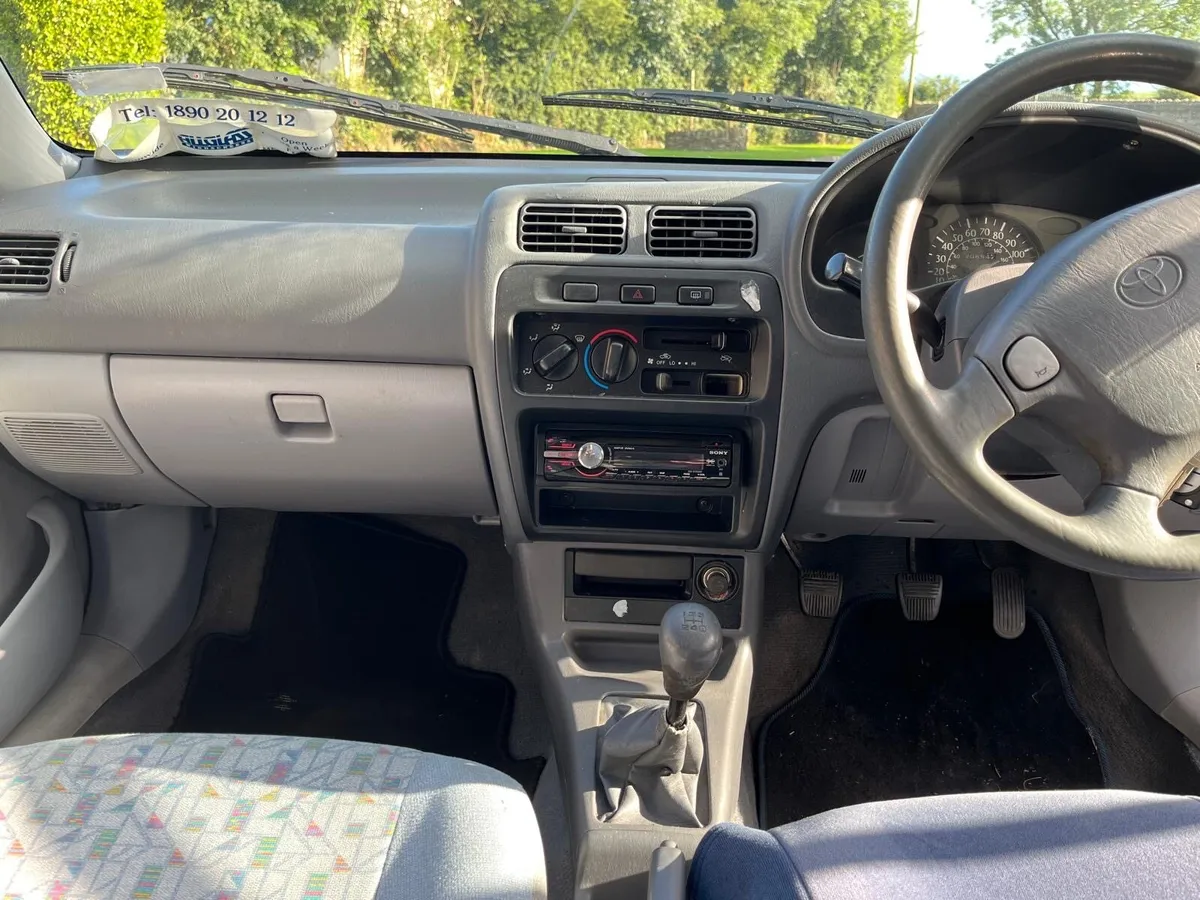 Toyota starlet - Image 2