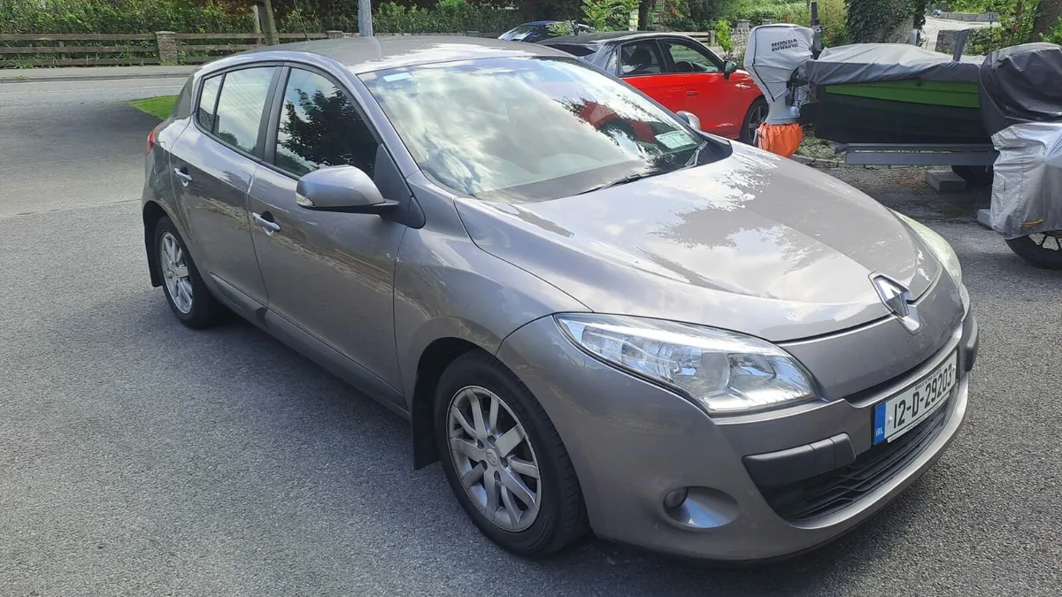 Car for sale - Image 2