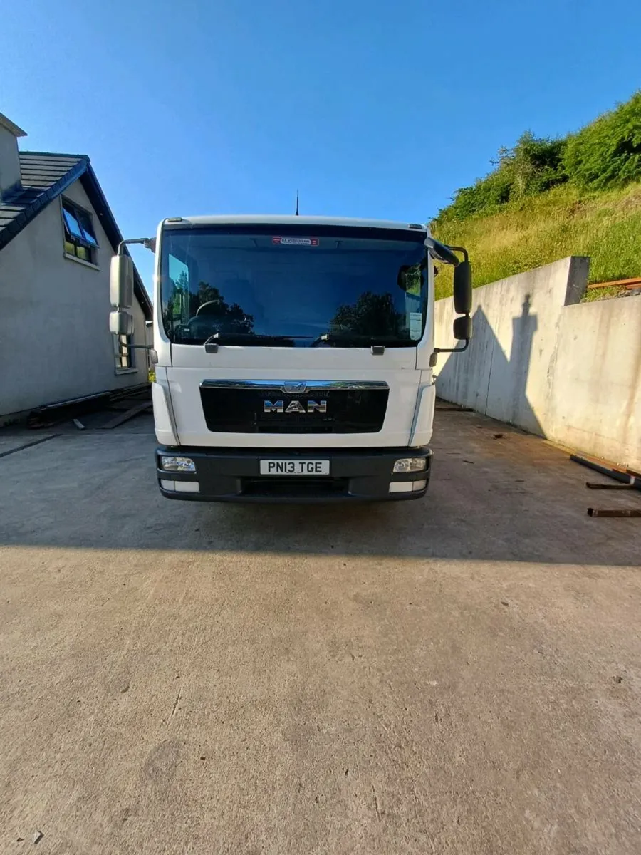 Man flatbed - Image 1