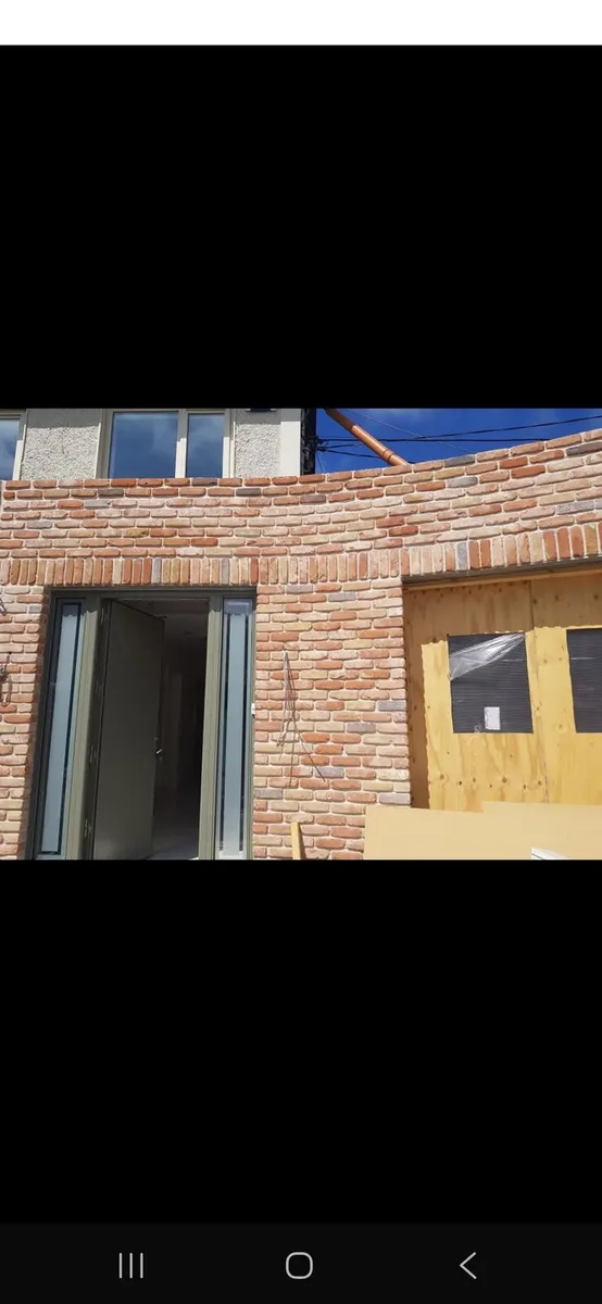 Bricklaying and building contractor available - Image 4