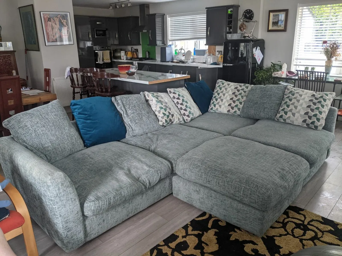 L shape couch - Image 2