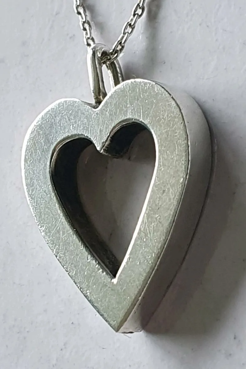 925 Silver Heart Necklace - Image 2
