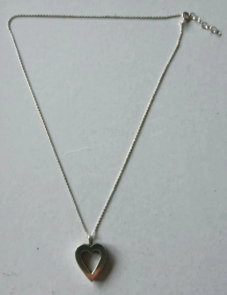 925 Silver Heart Necklace - Image 4