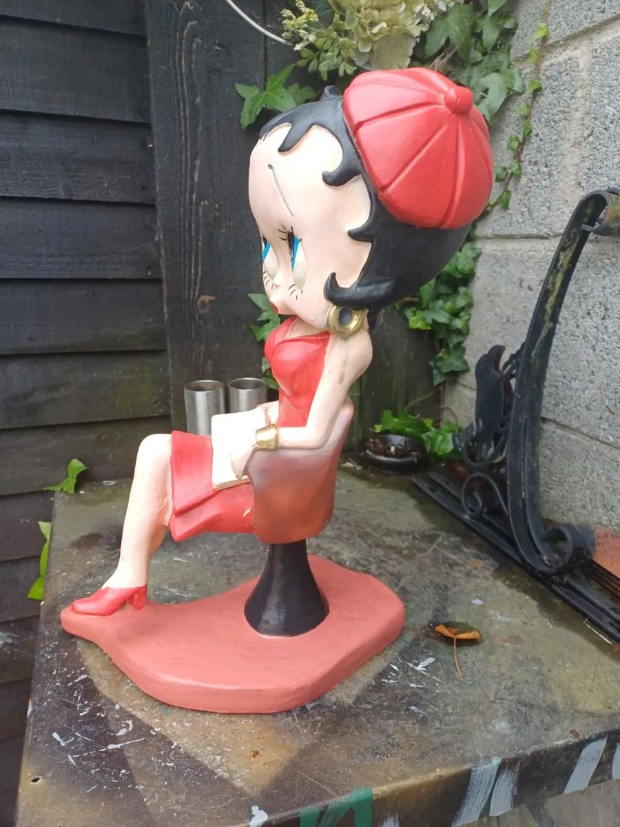 Vintage Betty Boop Figure - Image 4