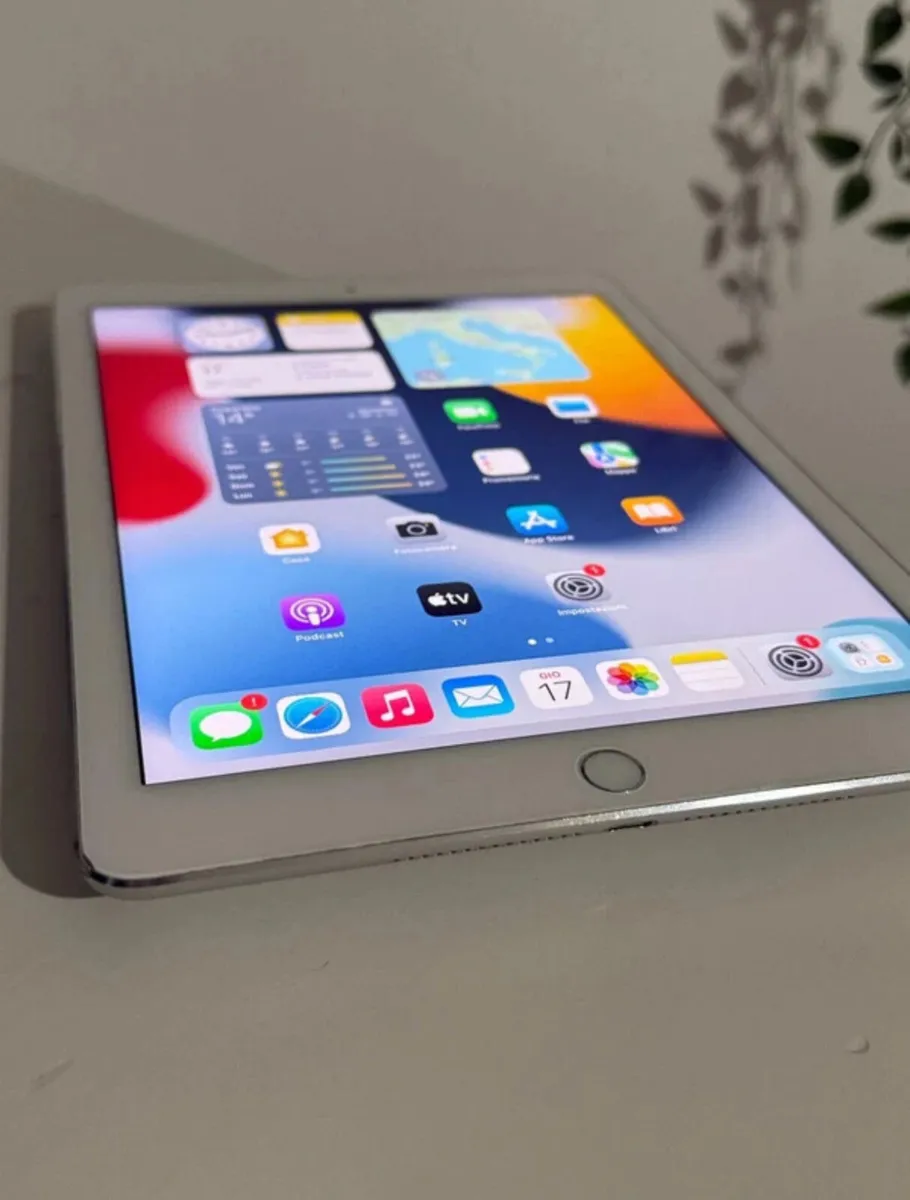 iPad Air 2 32GB WiFi  Sliver - Image 2