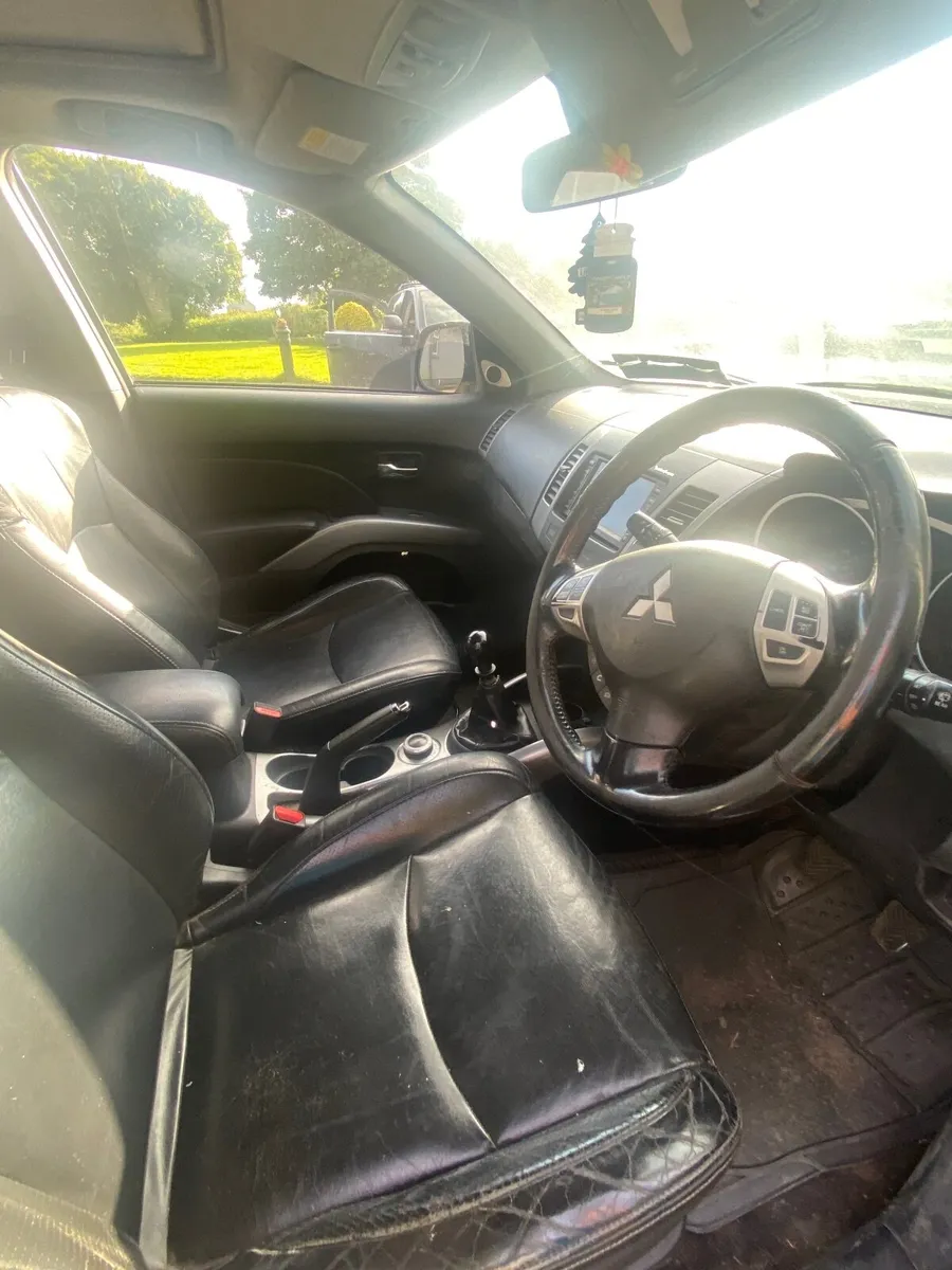 Mitsubishi Outlander 2009 - Image 3