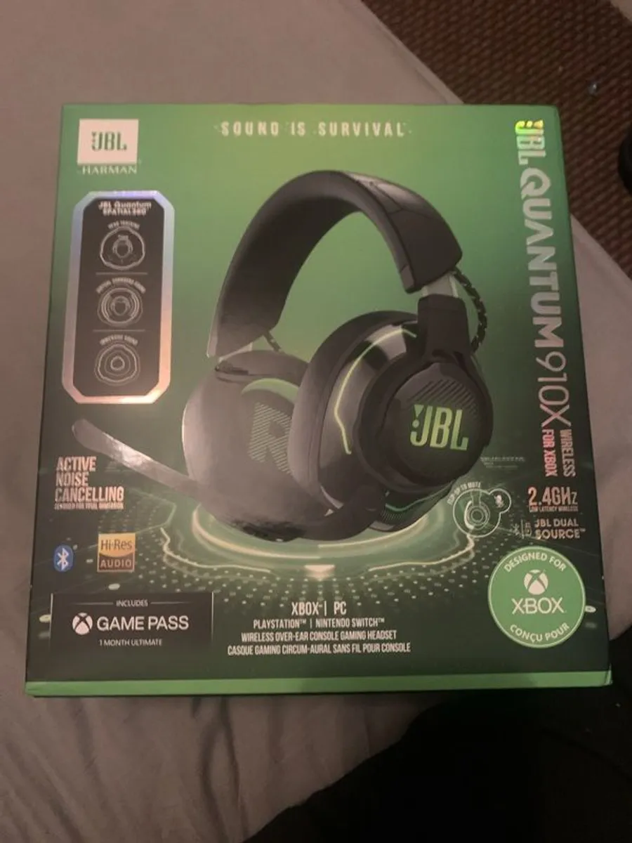 Wireless Gaming Headset - JBL - Quantum 910X