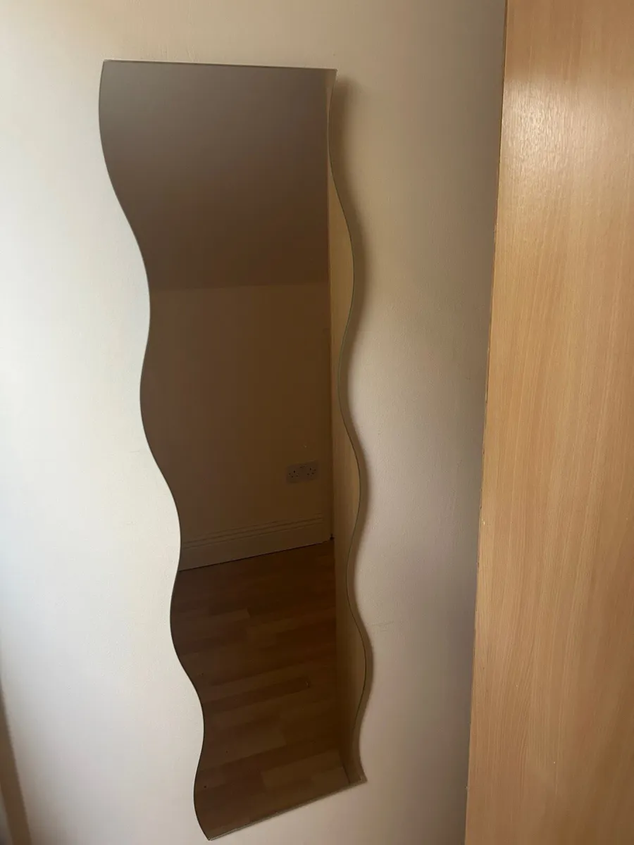 Full body mirror - Image 1