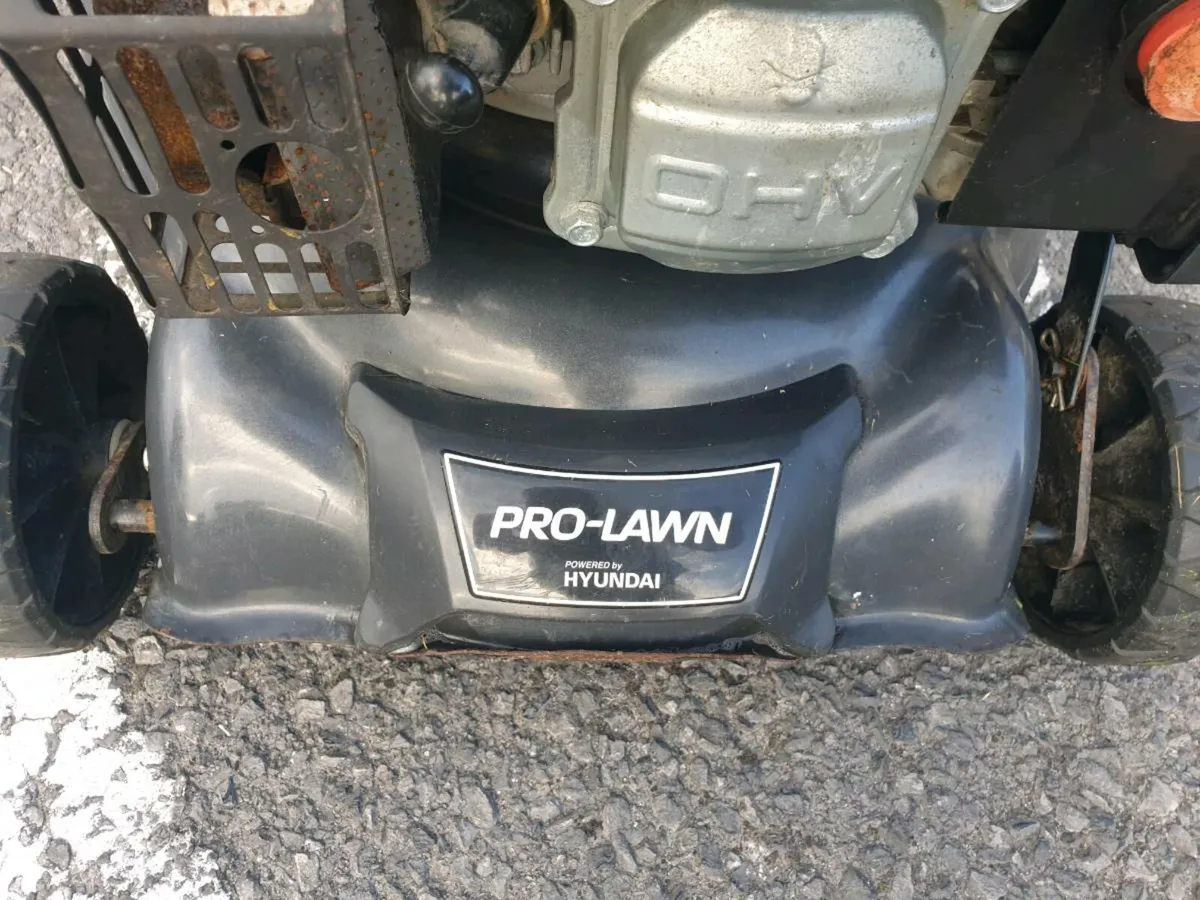 PETROL LAWNMOWER - Image 4