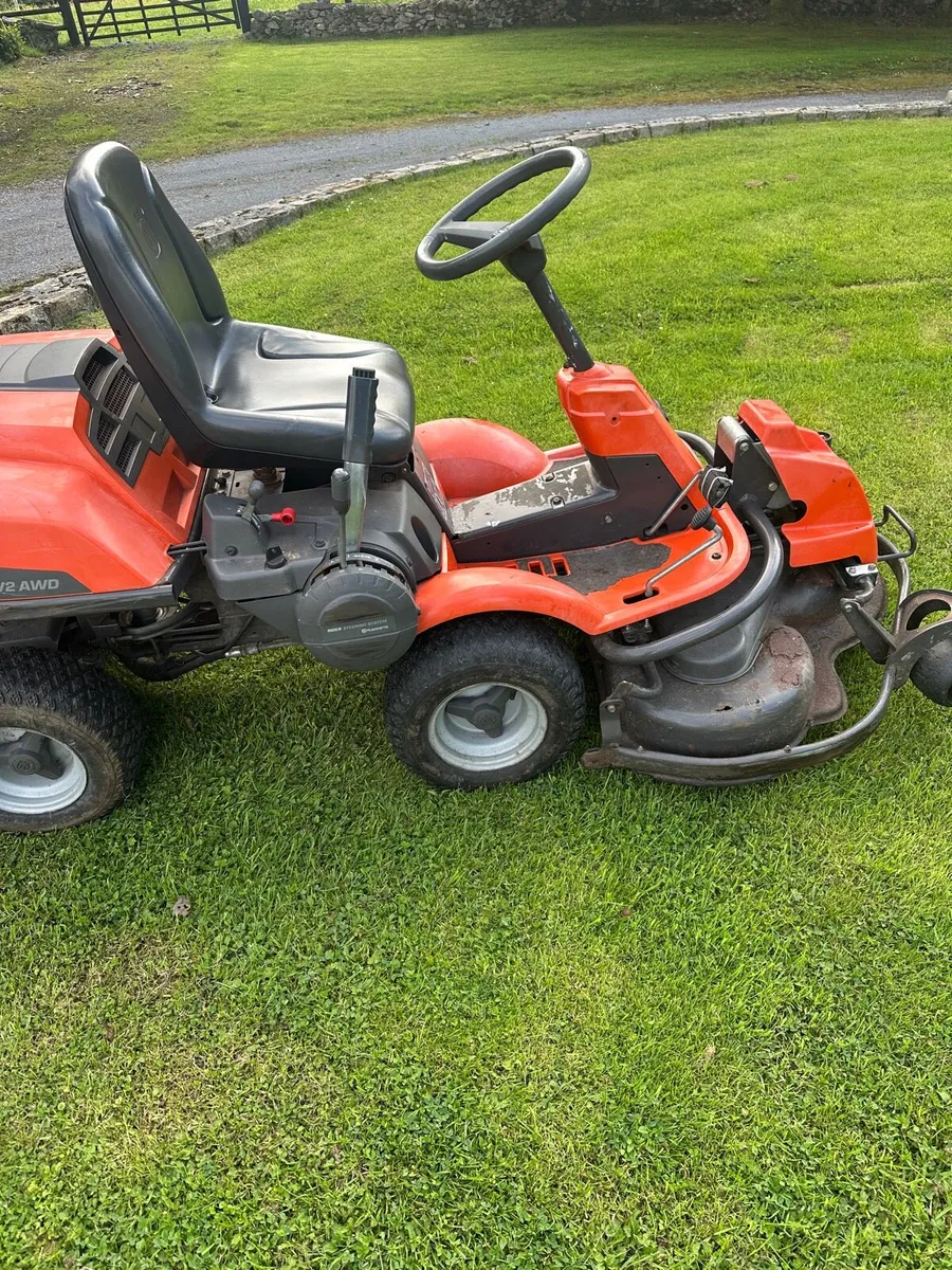 Husqvarna Rider R15V2 - Image 4