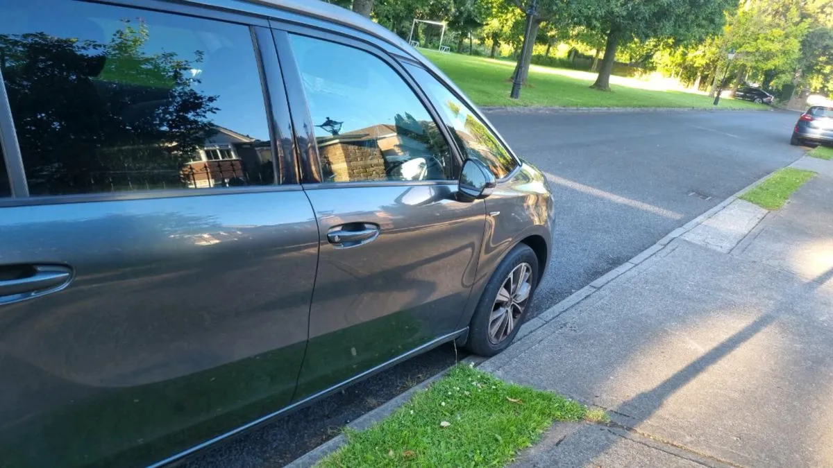 Citreon C4 2016 HDI 7seater - Image 4