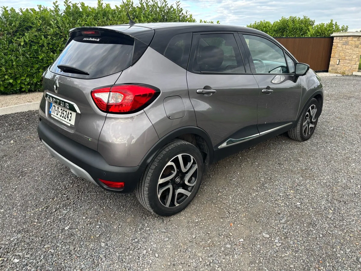 2017 RENAULT CAPTUR SIGNATURE 1.5 DCI - Image 3