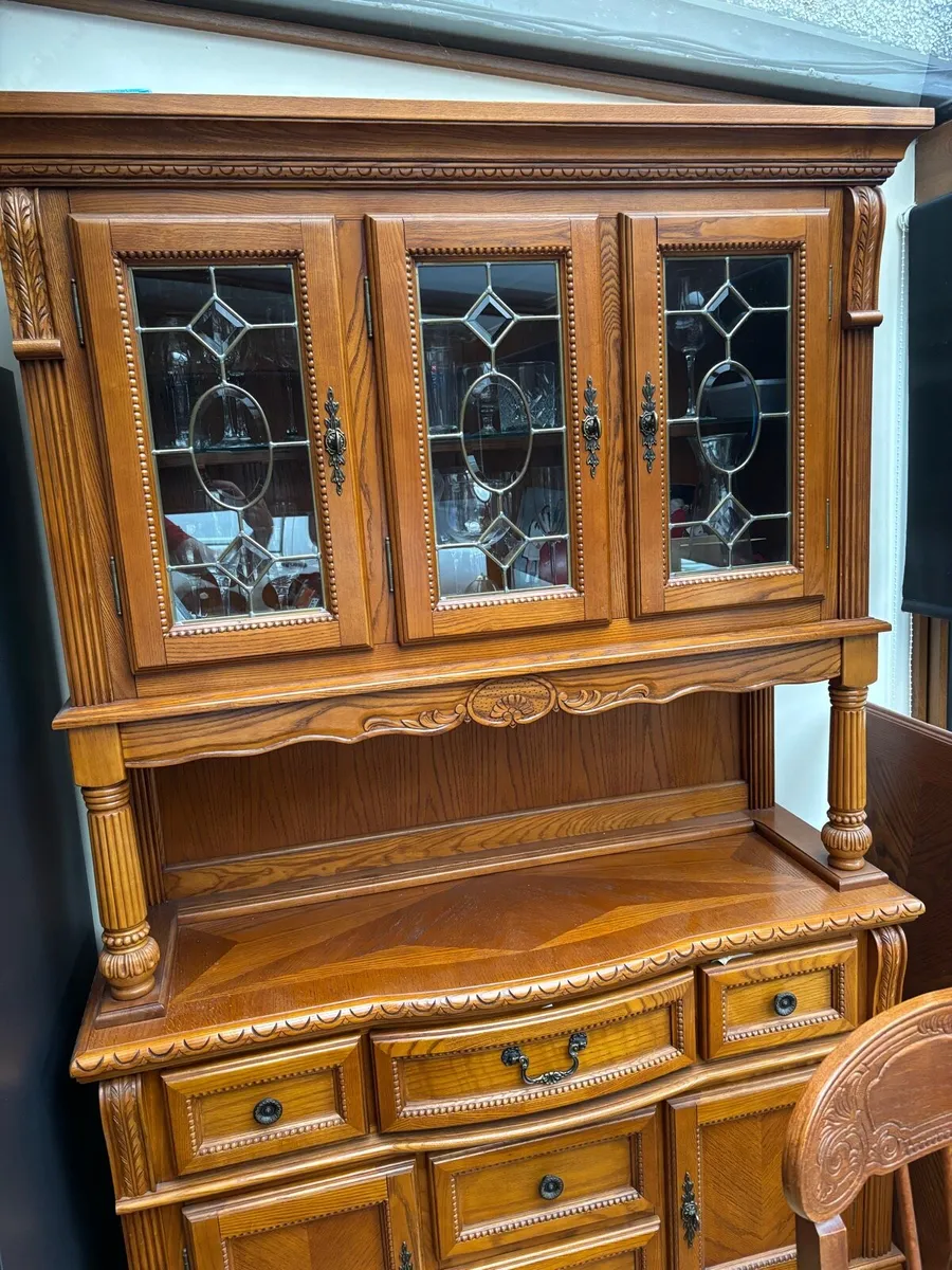 Dinning room table with matching dresser - Image 2