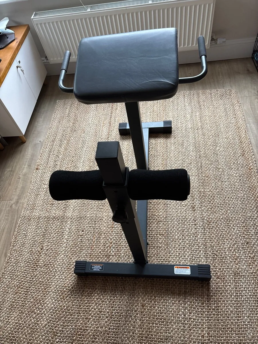 Back extension machine - Image 1