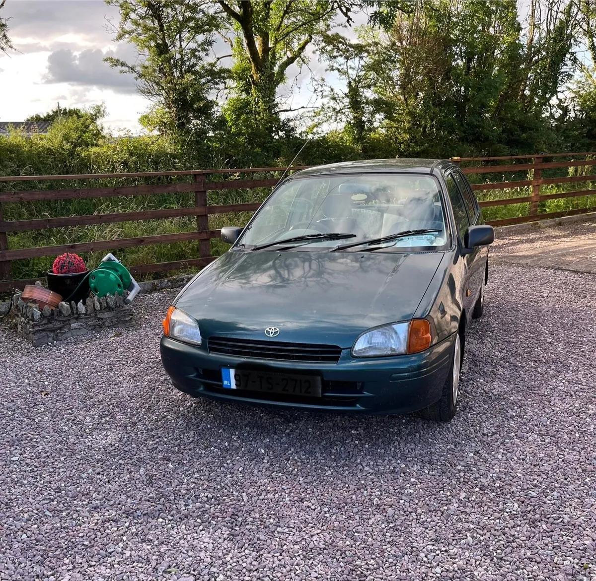 Toyota starlet - Image 1