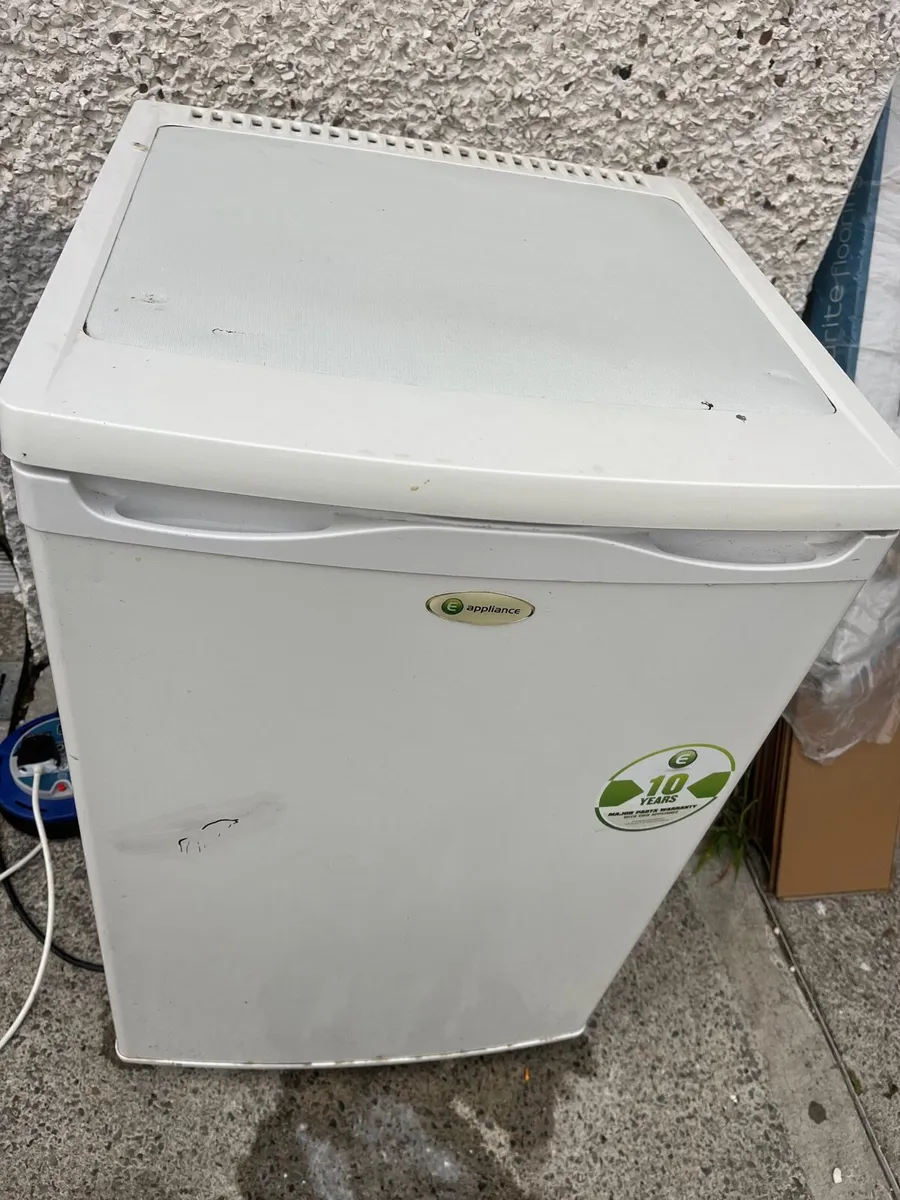 Fridge freezer - Image 1