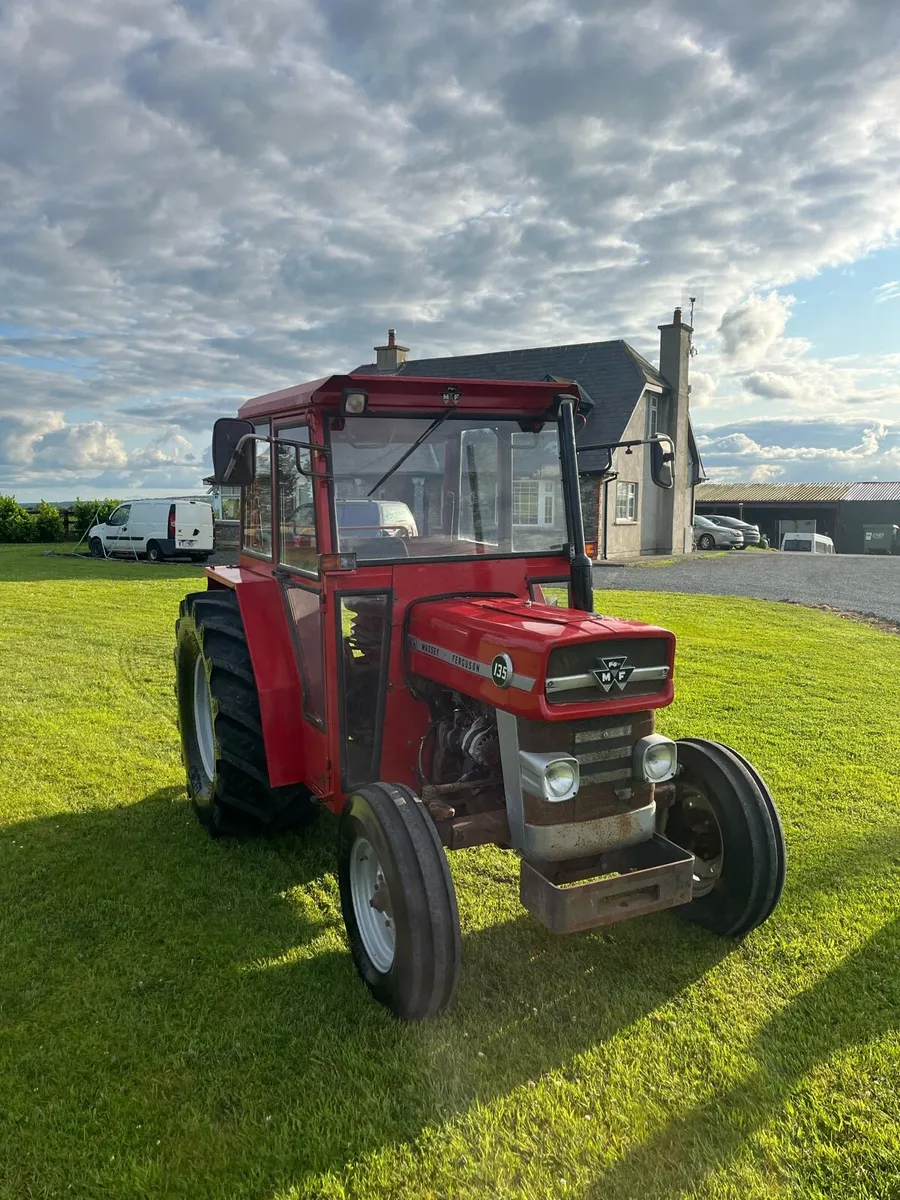 Massey 135 - Image 3