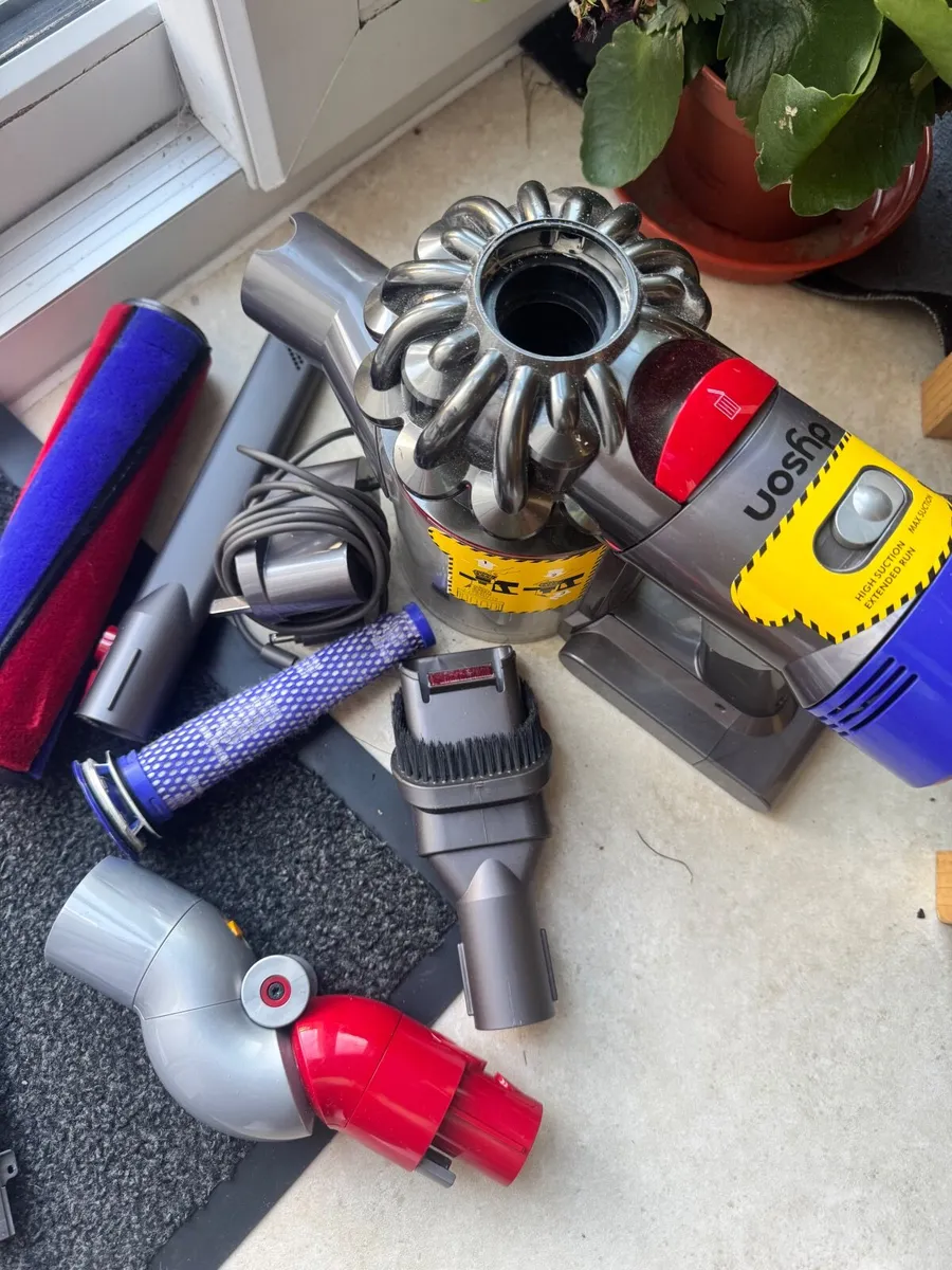 Dyson hoover parts - Image 1