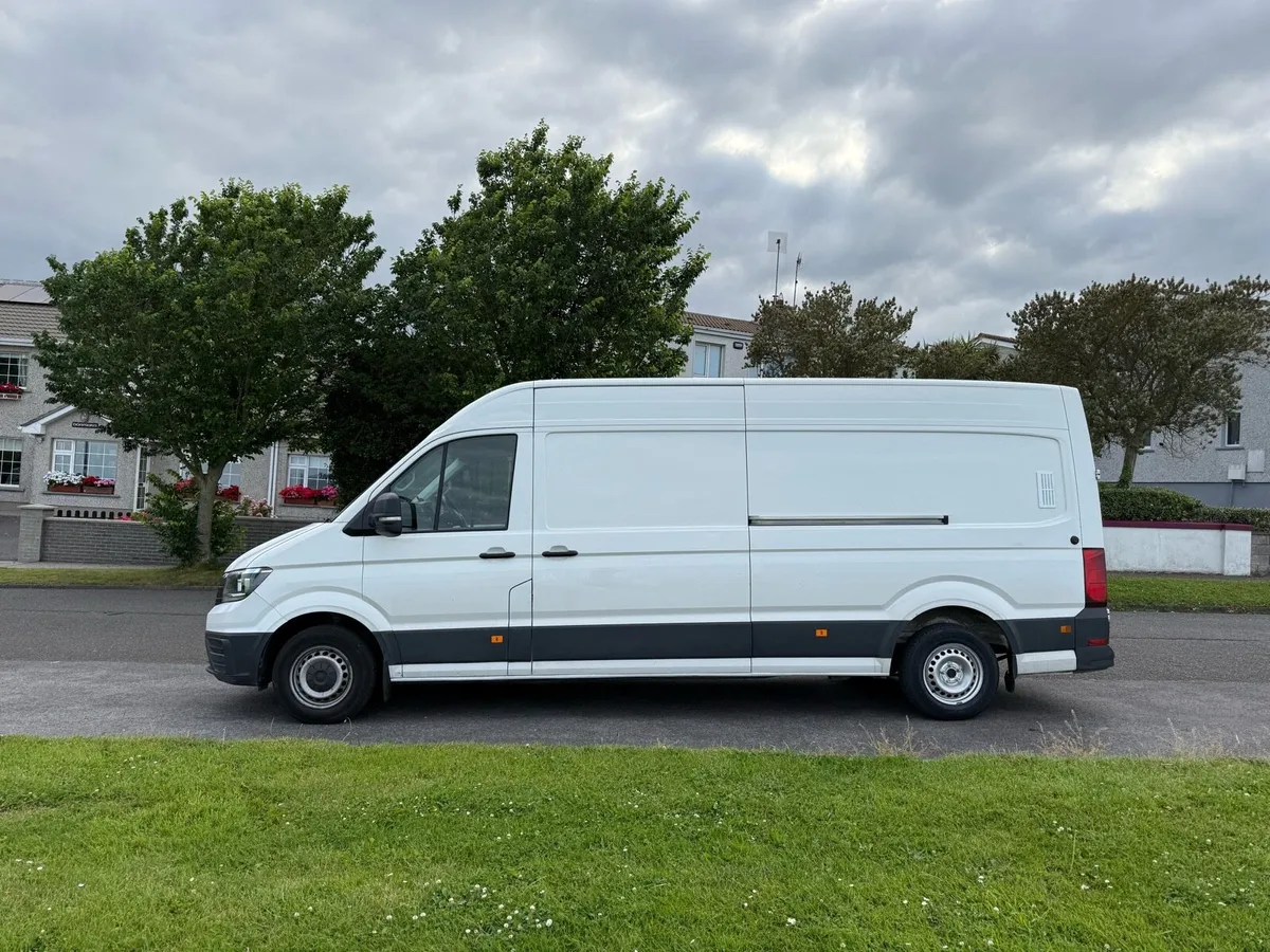 172 Volkswagen Crafter LWB - Image 4