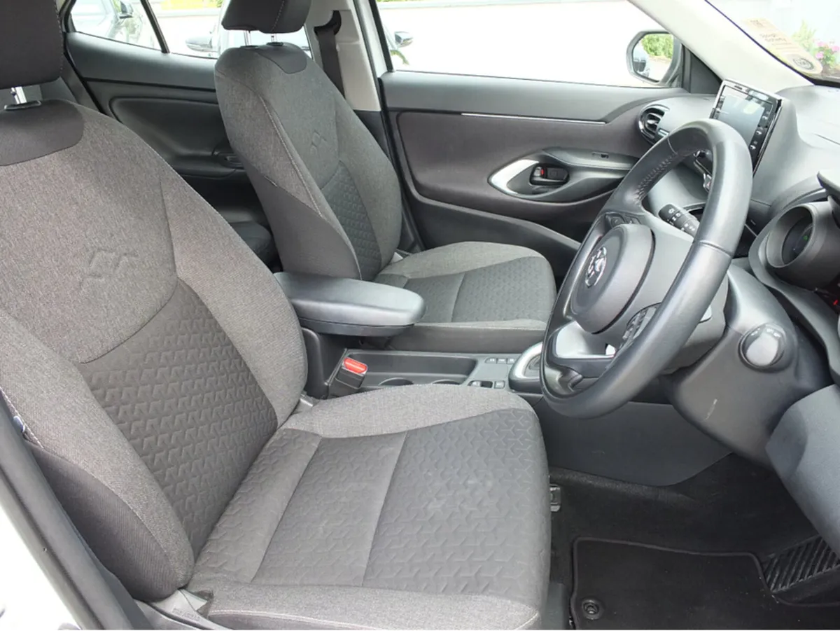 Toyota Yaris Cross - Image 4