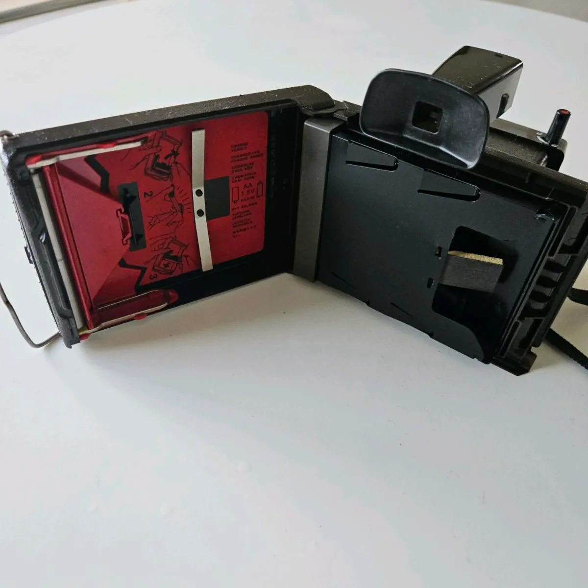 Polaroid land camera - Image 3