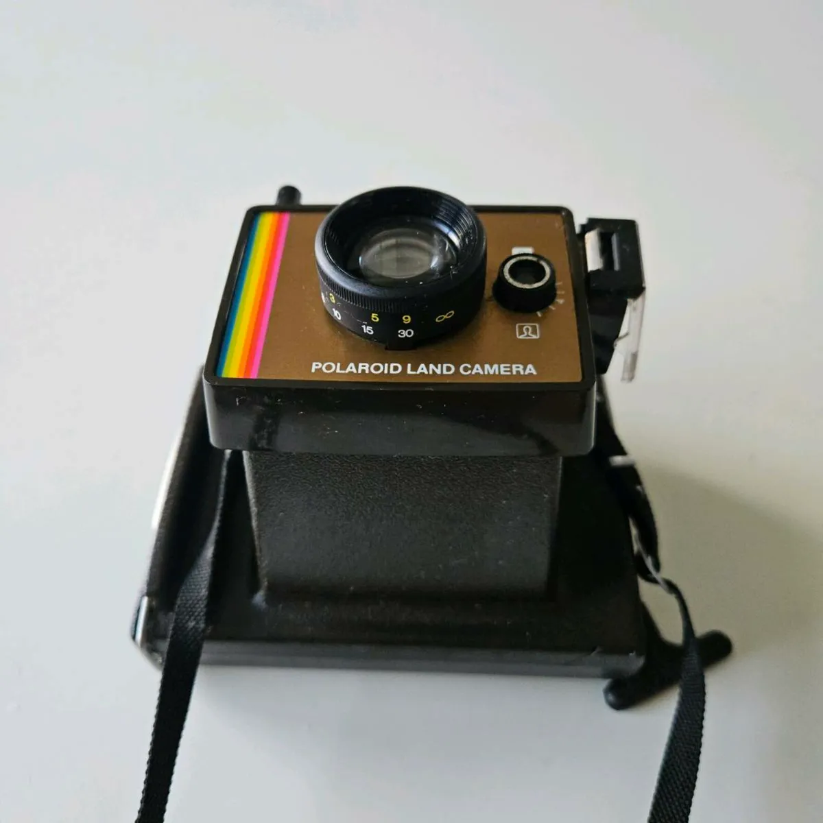 Polaroid land camera - Image 4