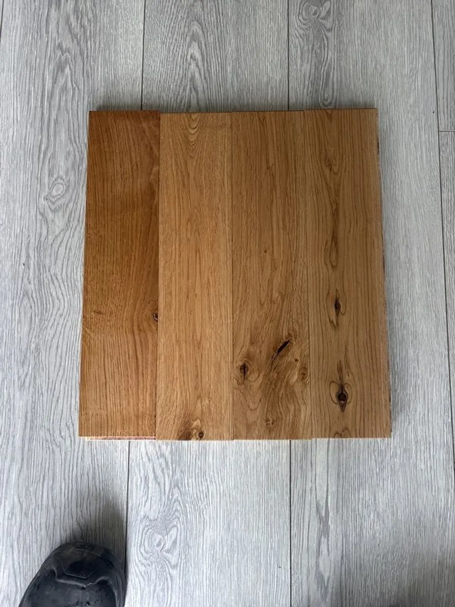Oak herringbone flooring 12.7 sq m - Image 3