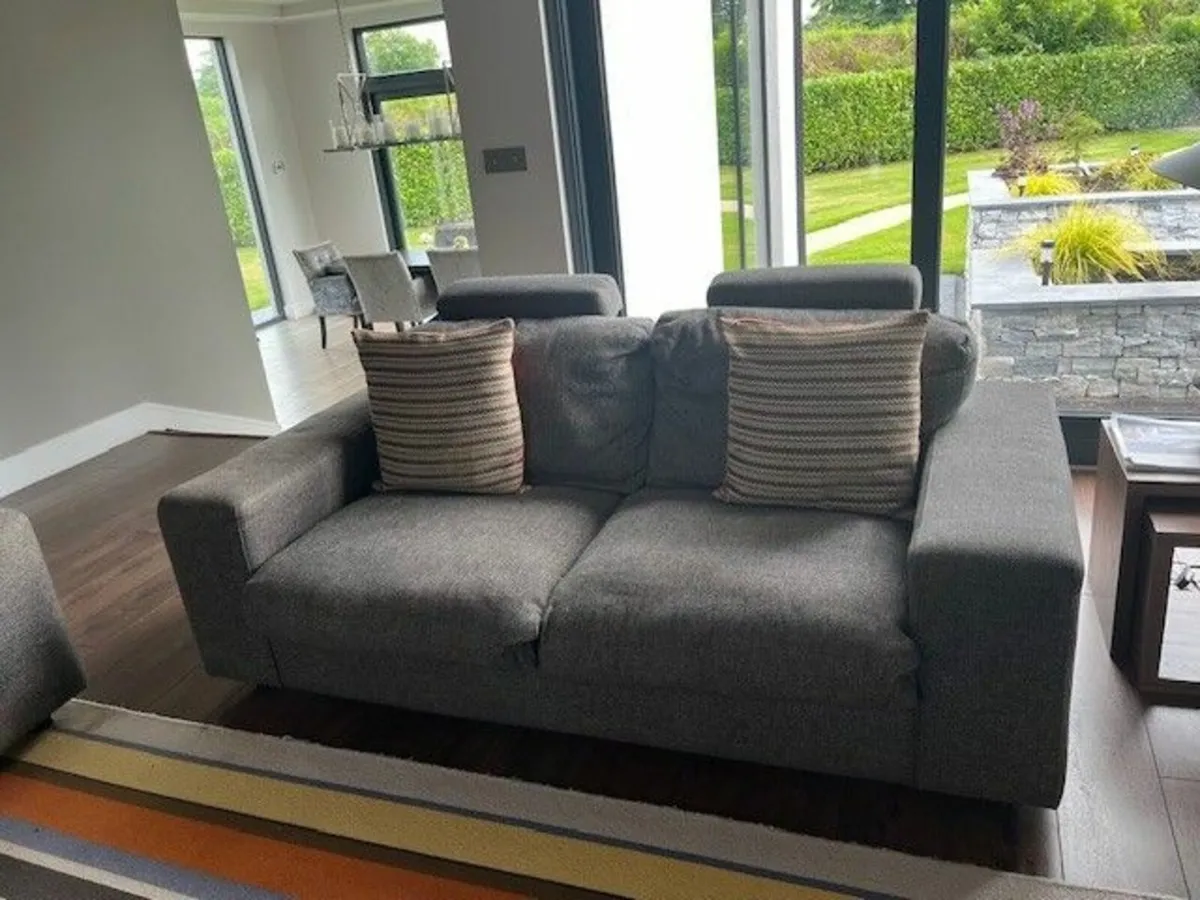 Couch - Image 3