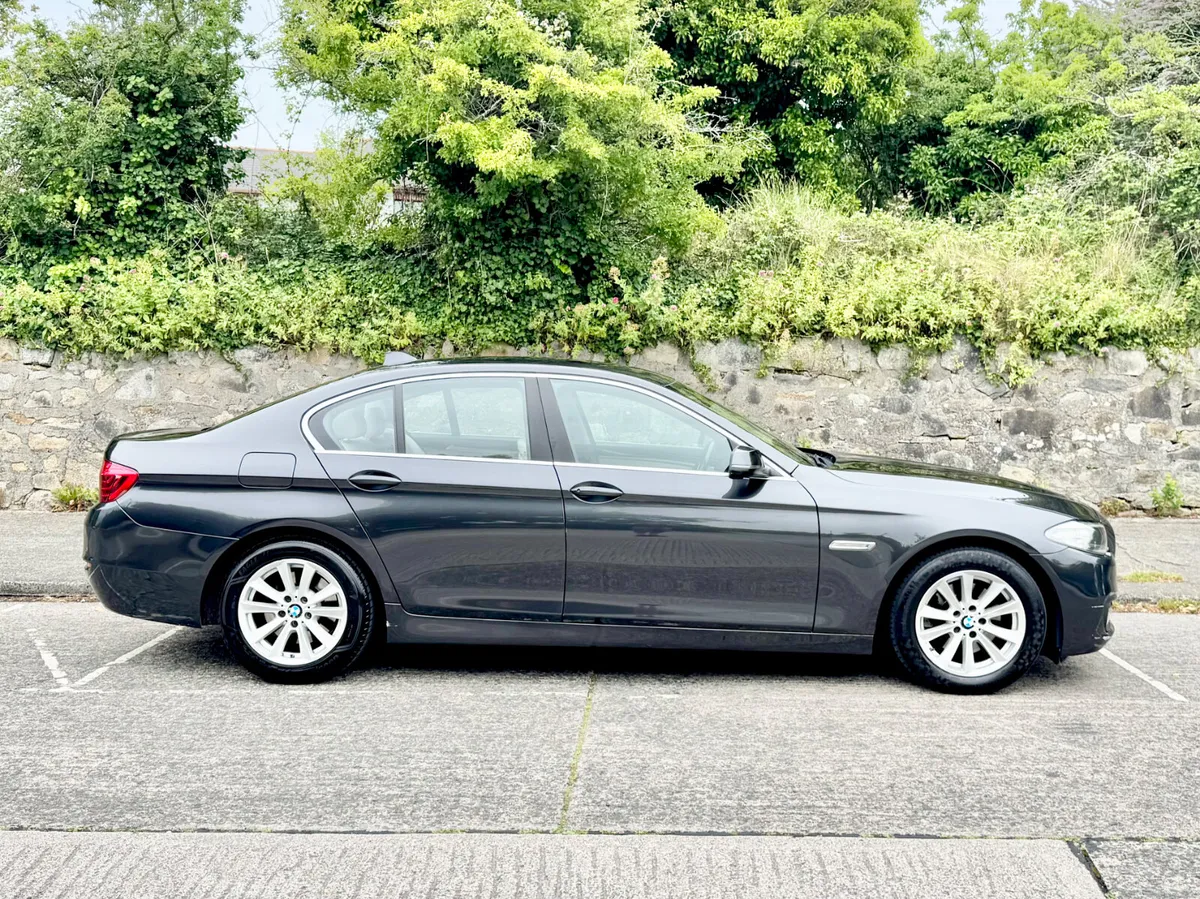 BMW 5-Series 2014!!! LEATHER!! AUTO!! - Image 4