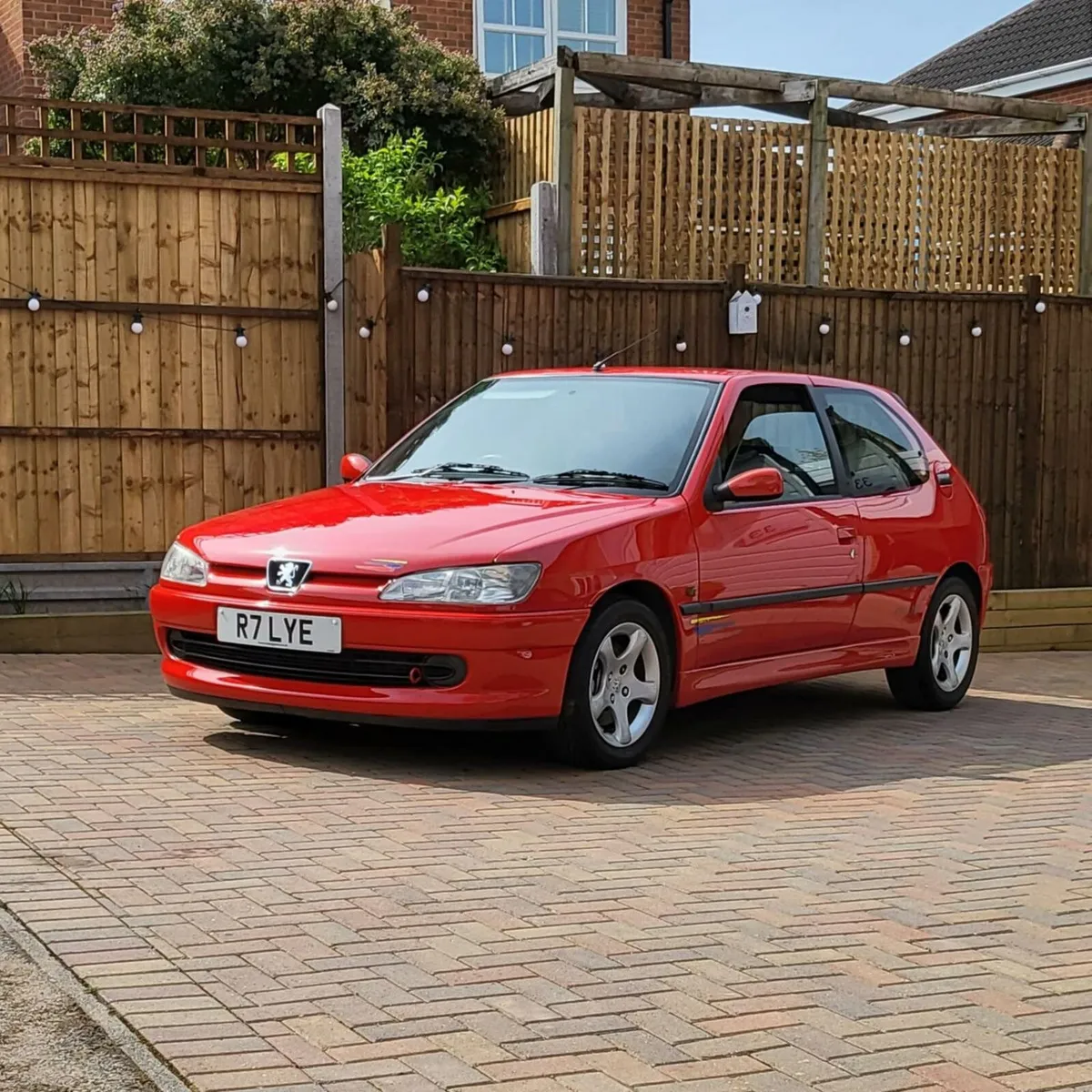 Peugeot 306 Rallye - Image 1