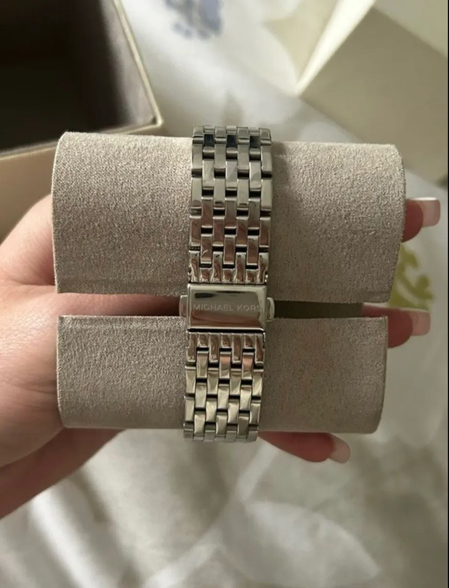 Michael Kors Women’s Darci Watch - Image 4