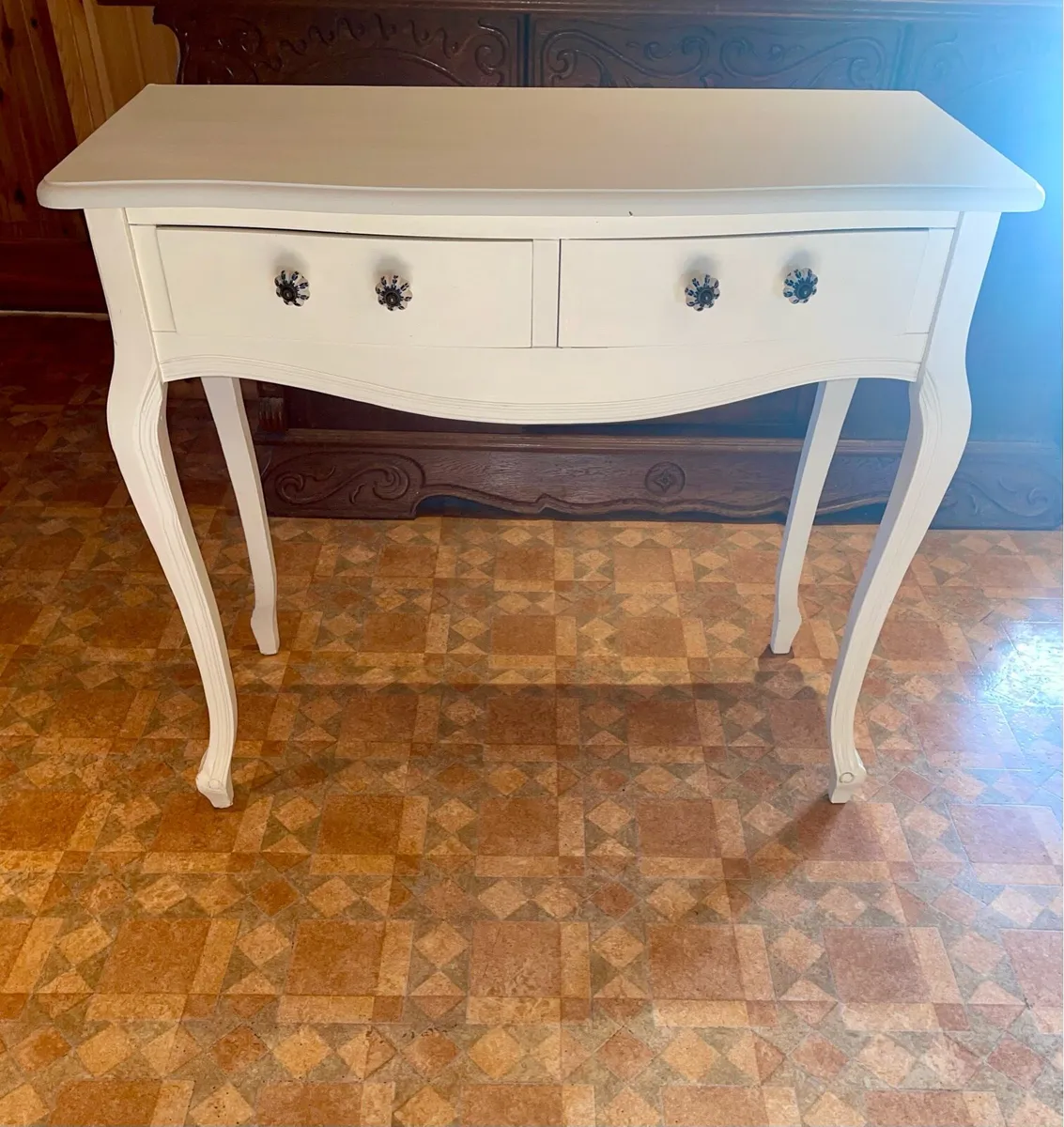 Beautiful Hall Table - Image 1