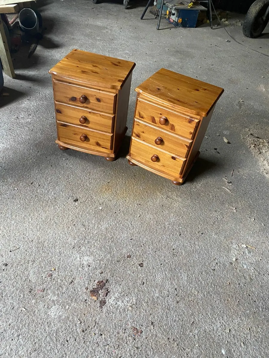 Bedroom furniture - Image 3