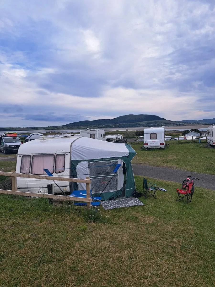 Caravan - Image 2