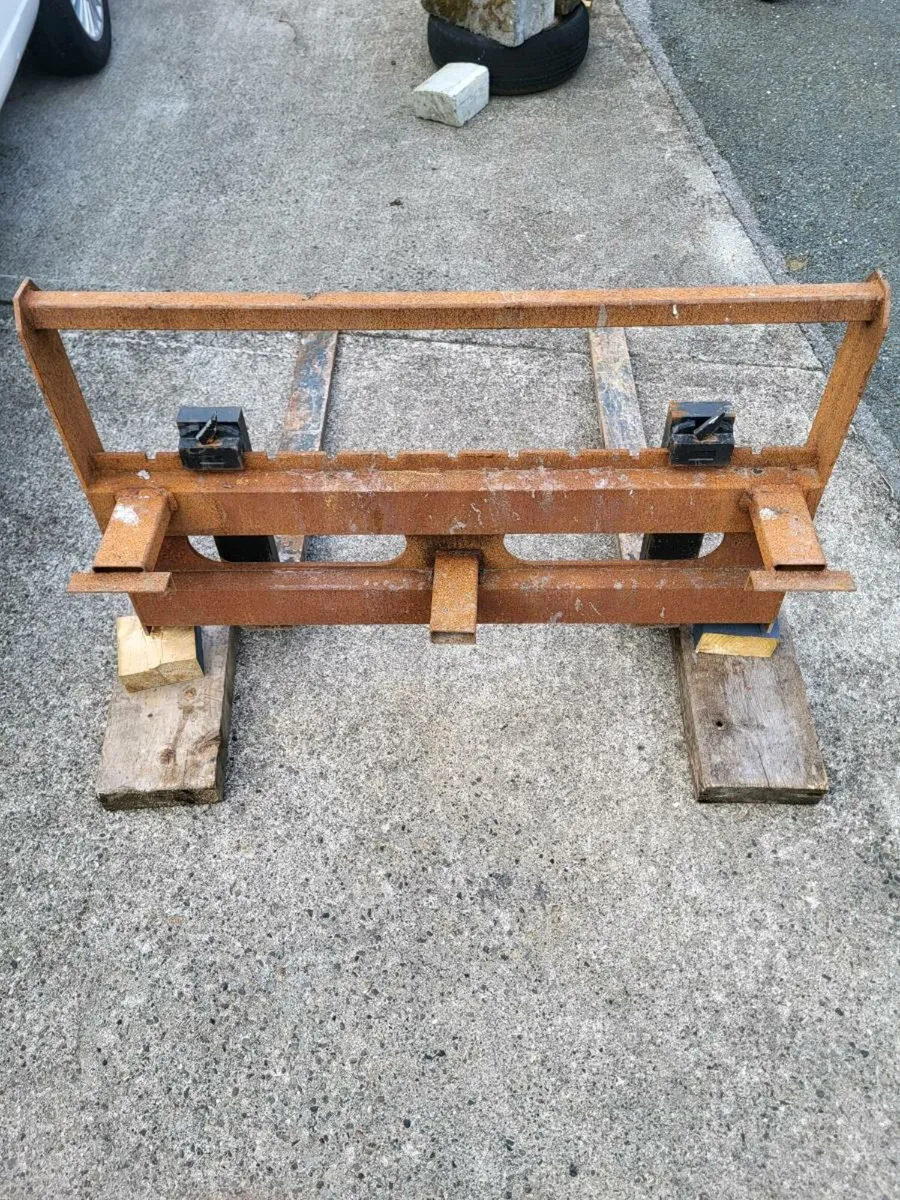 Pallet forks for front loader tractor or back end - Image 2