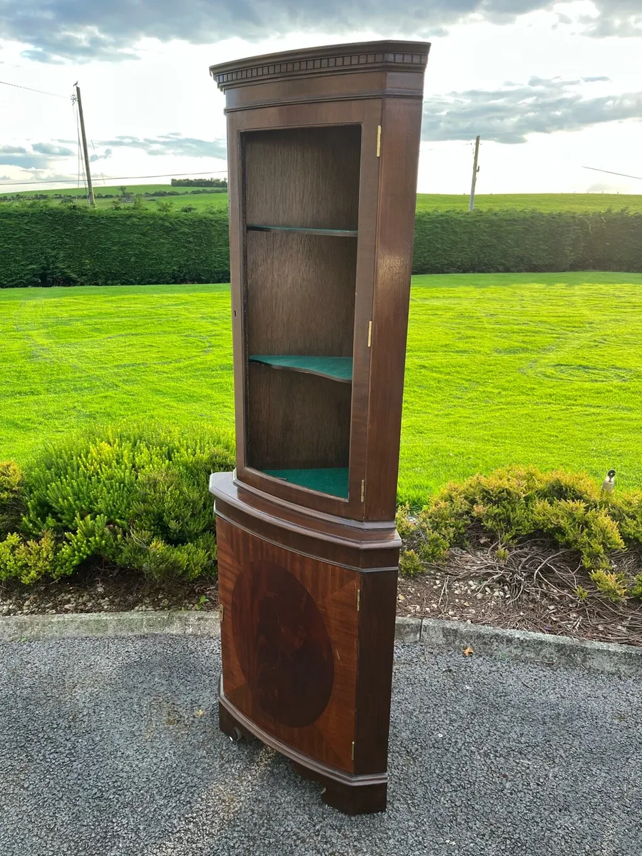 Wooden orner cabinet - Image 2