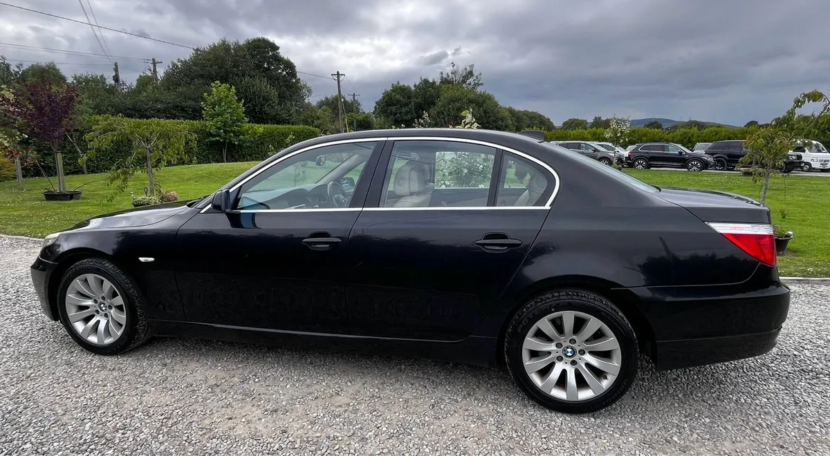Bmw 5 Series Automatic Low Miles - Image 3