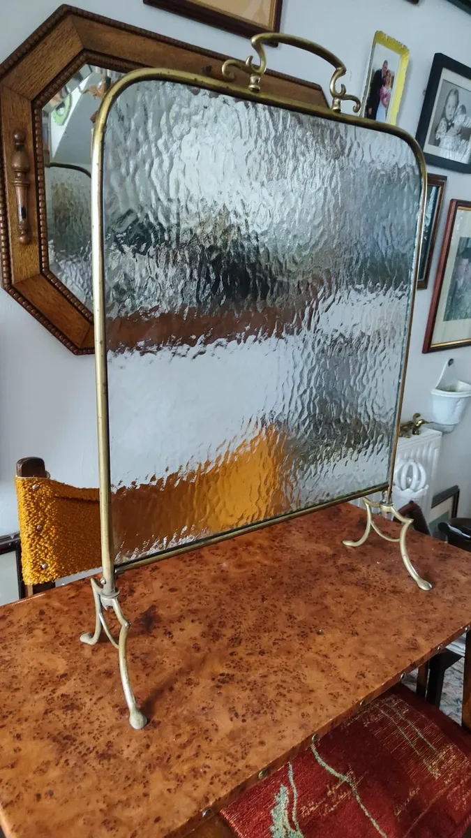 Antique brass-framed firescreen - Image 1