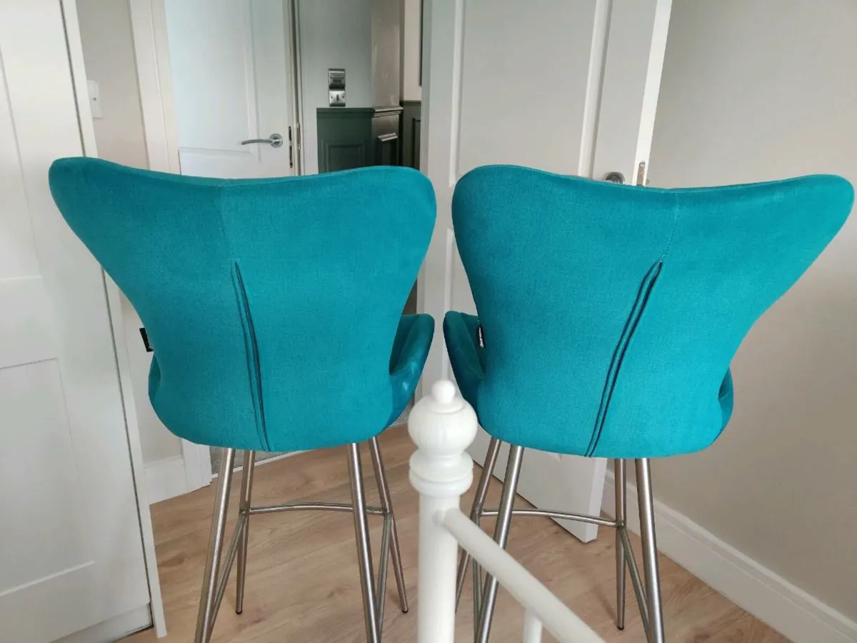 Romo Design Kitchen bar Stools - Image 4