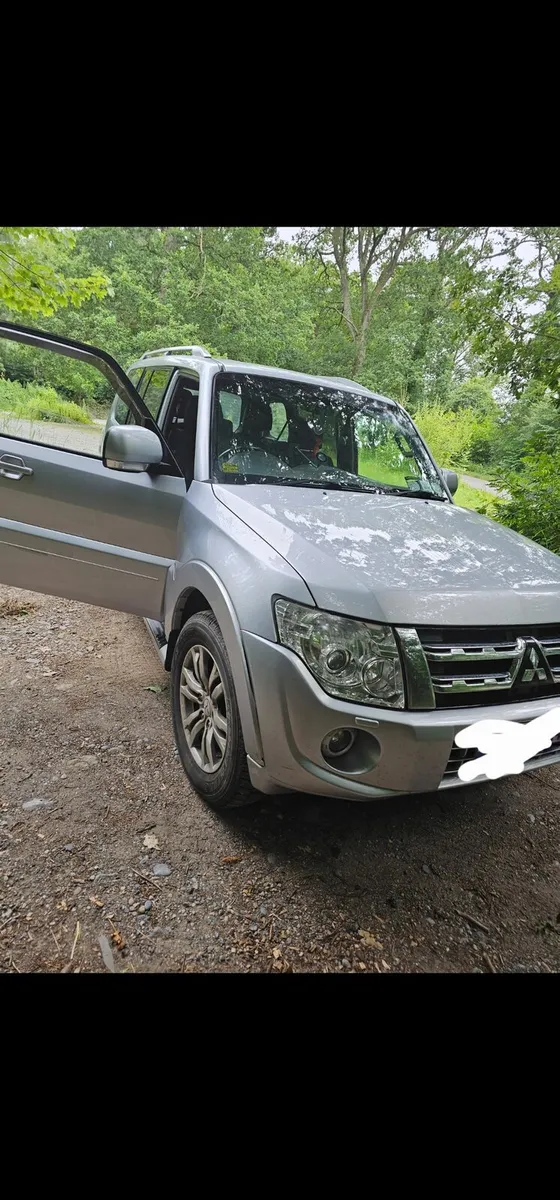 Mitsubishi Pajero - Image 1