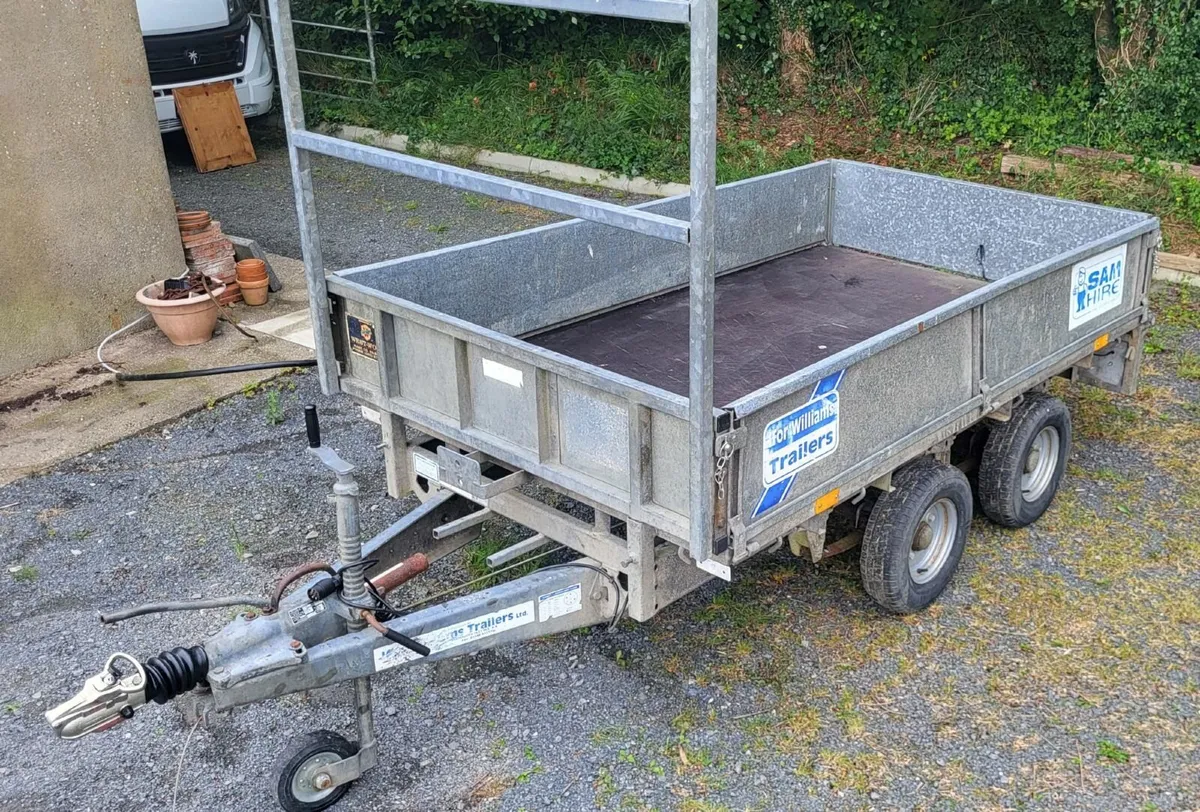 Trailer - Image 2