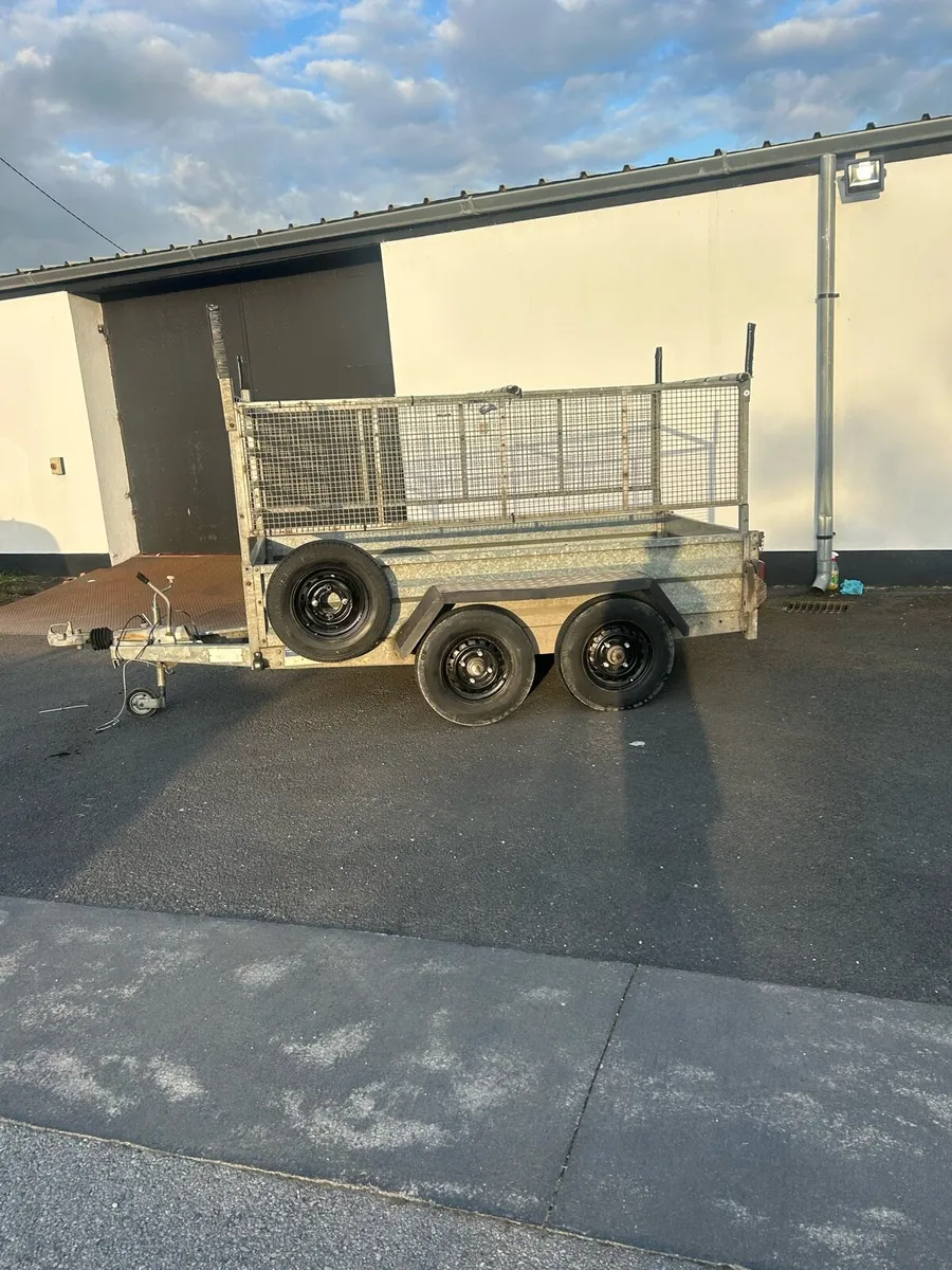8”2 x4”2 ft indespension double axle braked - Image 2