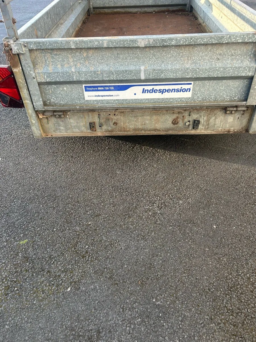 8”2 x4”2 ft indespension double axle braked - Image 4