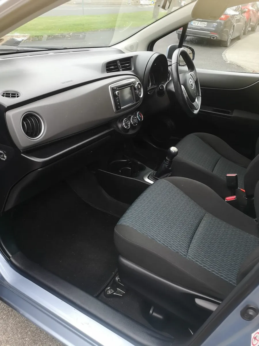 Toyota Yaris 2014 - Image 4