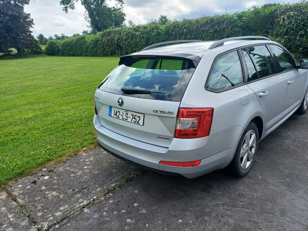 Skoda octavia combi 1.6TD - Image 2